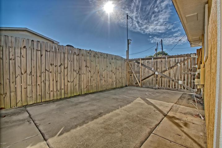 TREASURE ISLAND - Residential