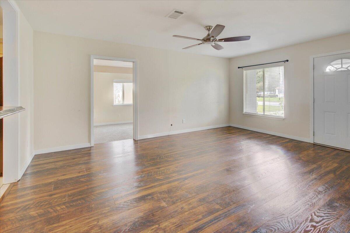 AVONDALE - Residential