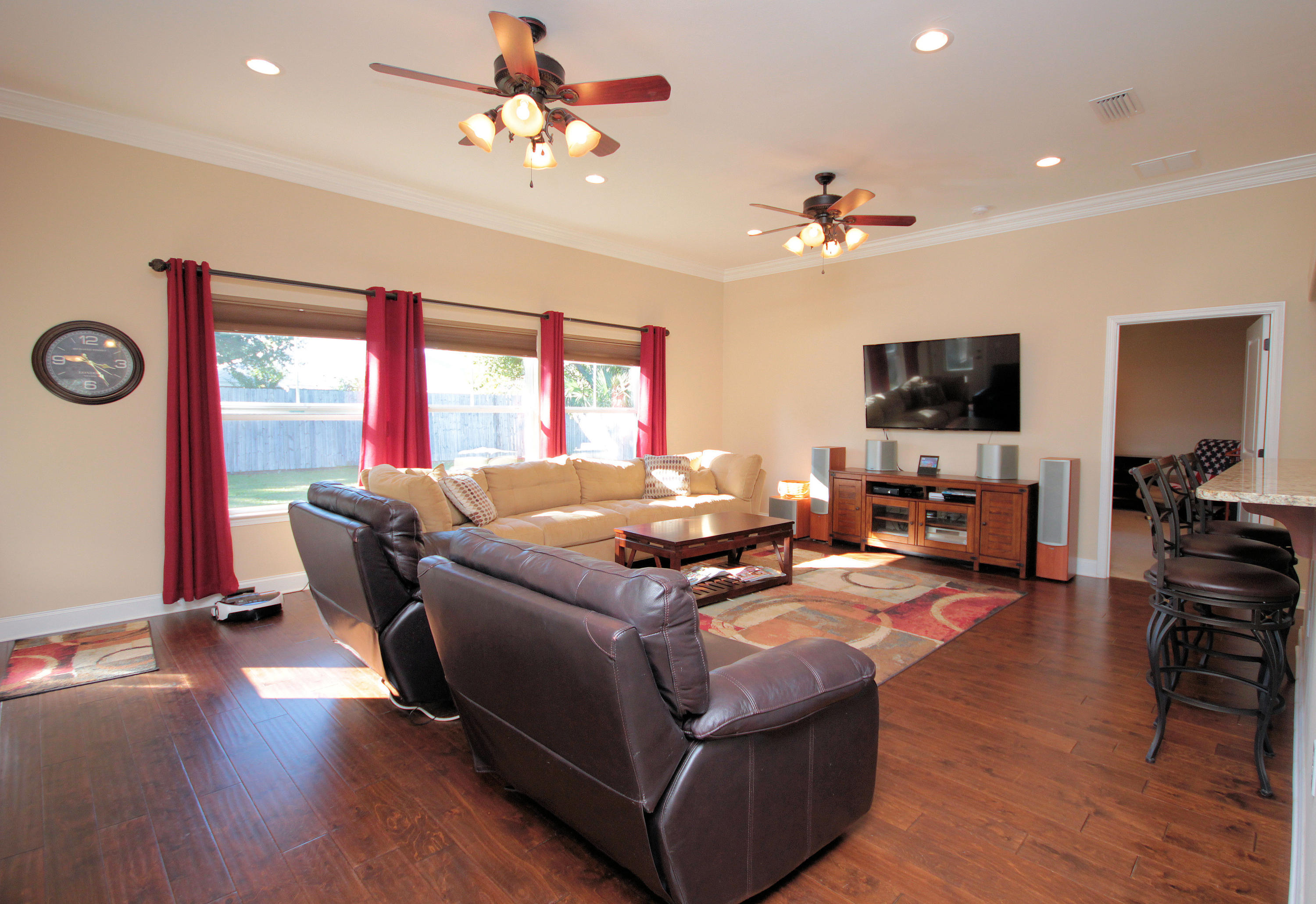 COLONIAL ESTATES - Residential