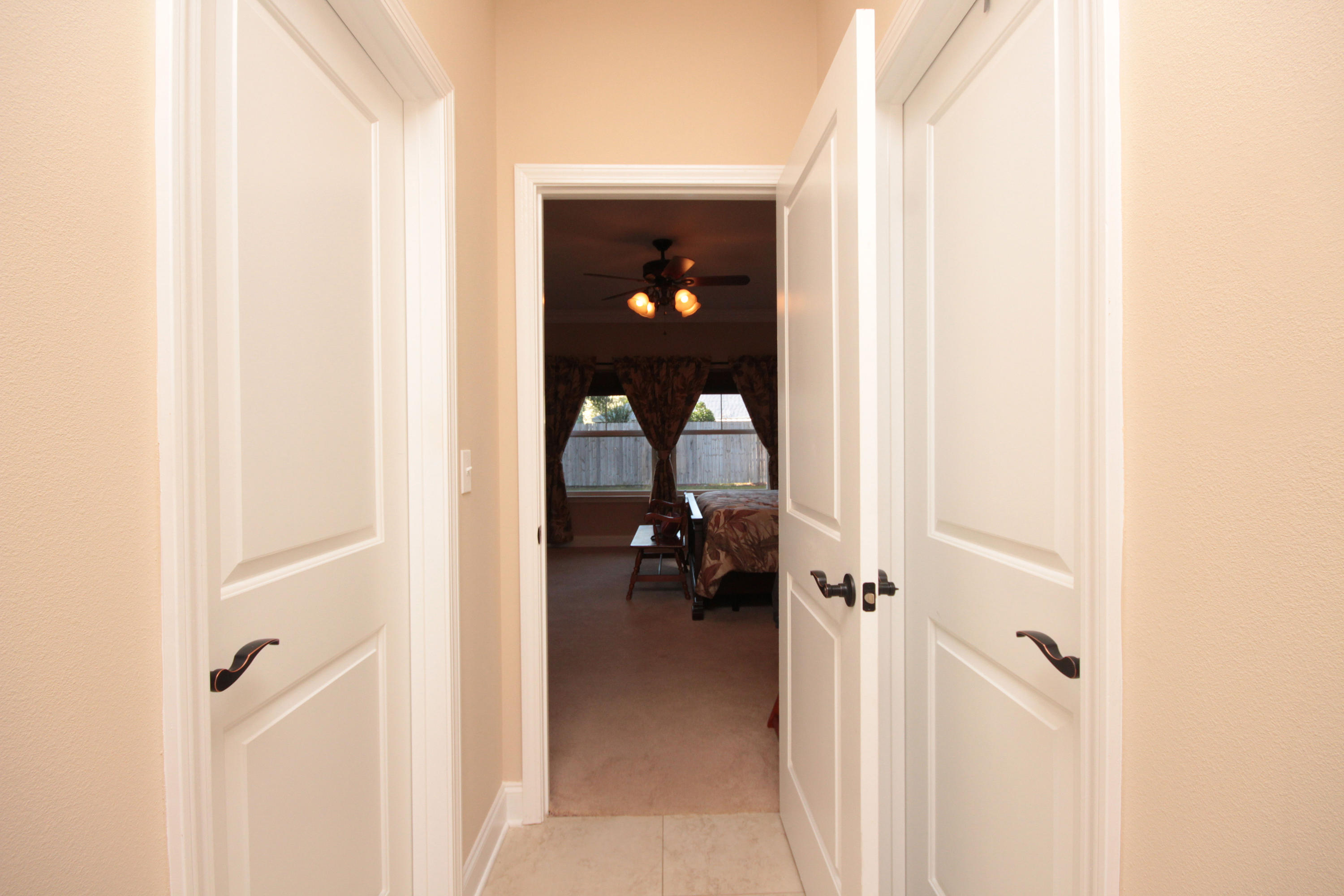 COLONIAL ESTATES - Residential