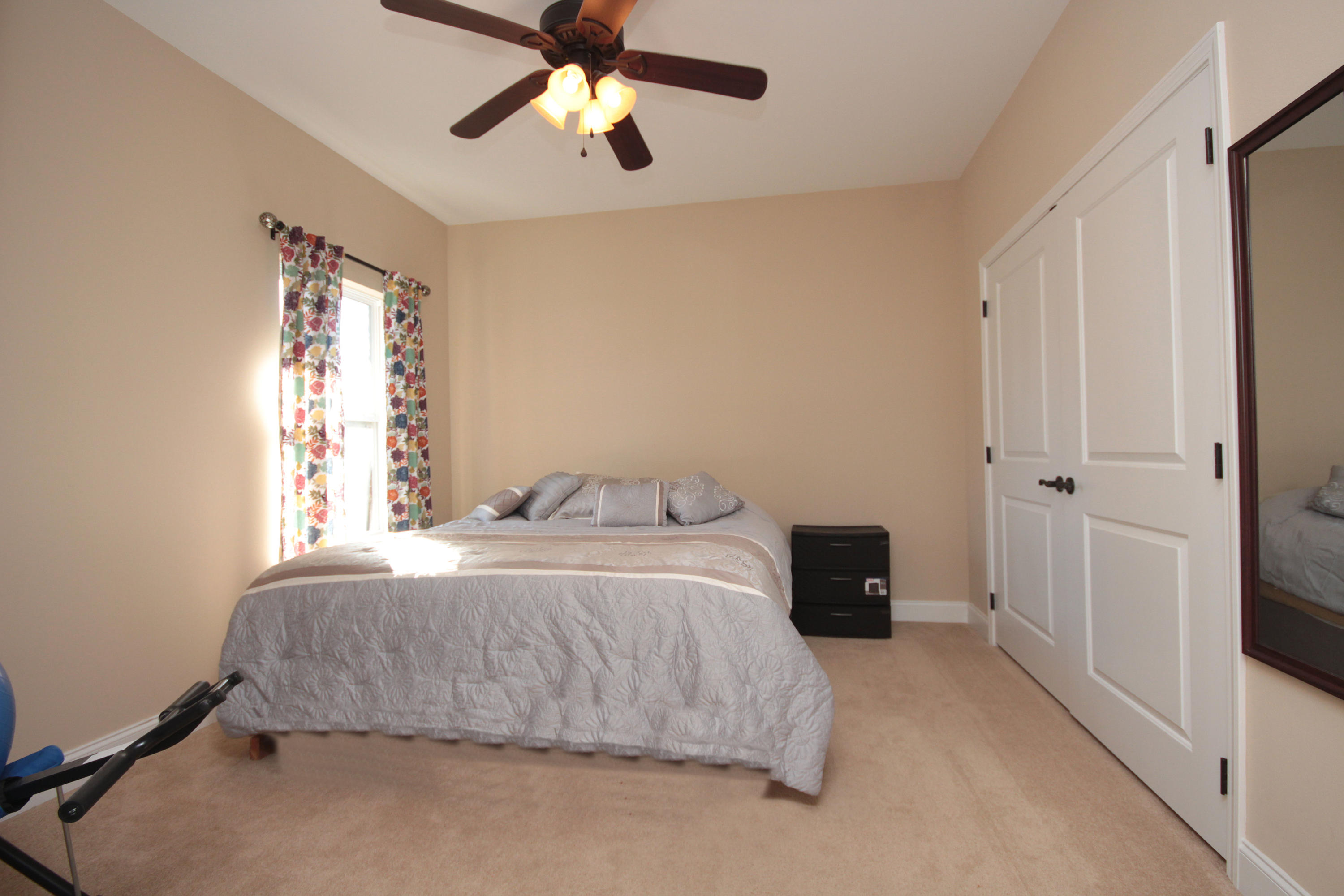 COLONIAL ESTATES - Residential