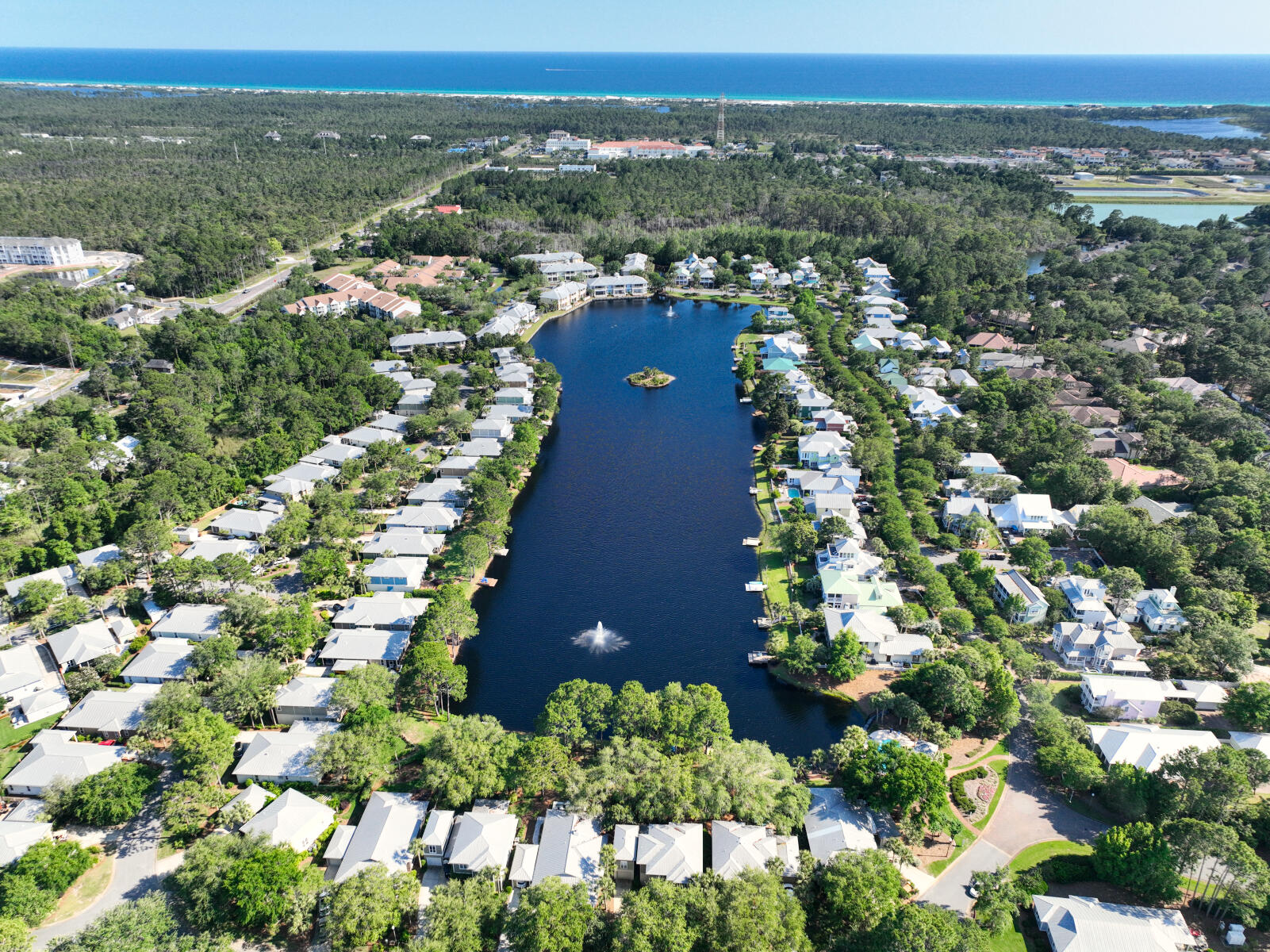 CRYSTAL LAKE AT SANDESTIN - Residential
