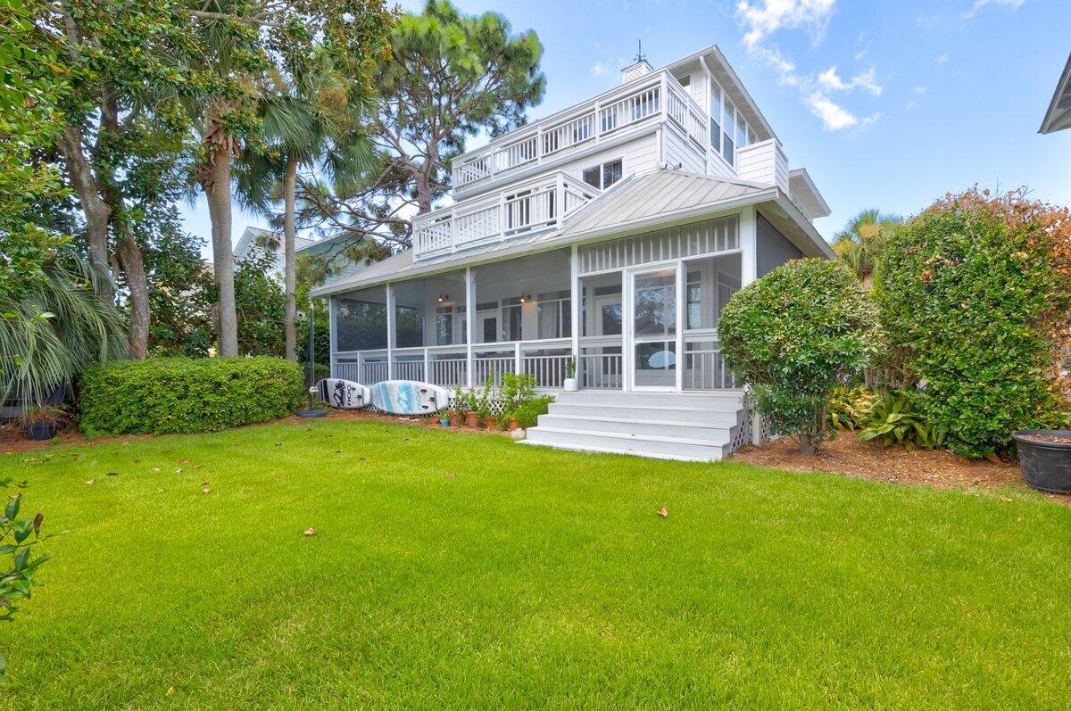CRYSTAL LAKE AT SANDESTIN - Residential