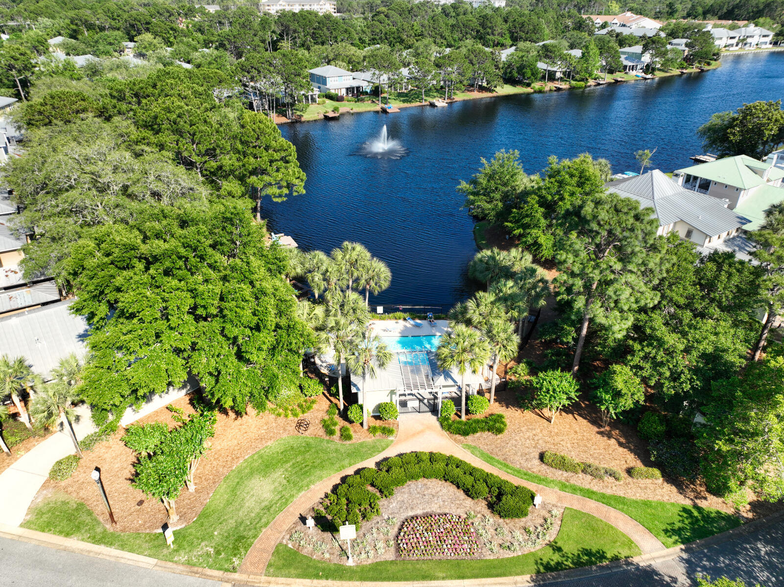 CRYSTAL LAKE AT SANDESTIN - Residential
