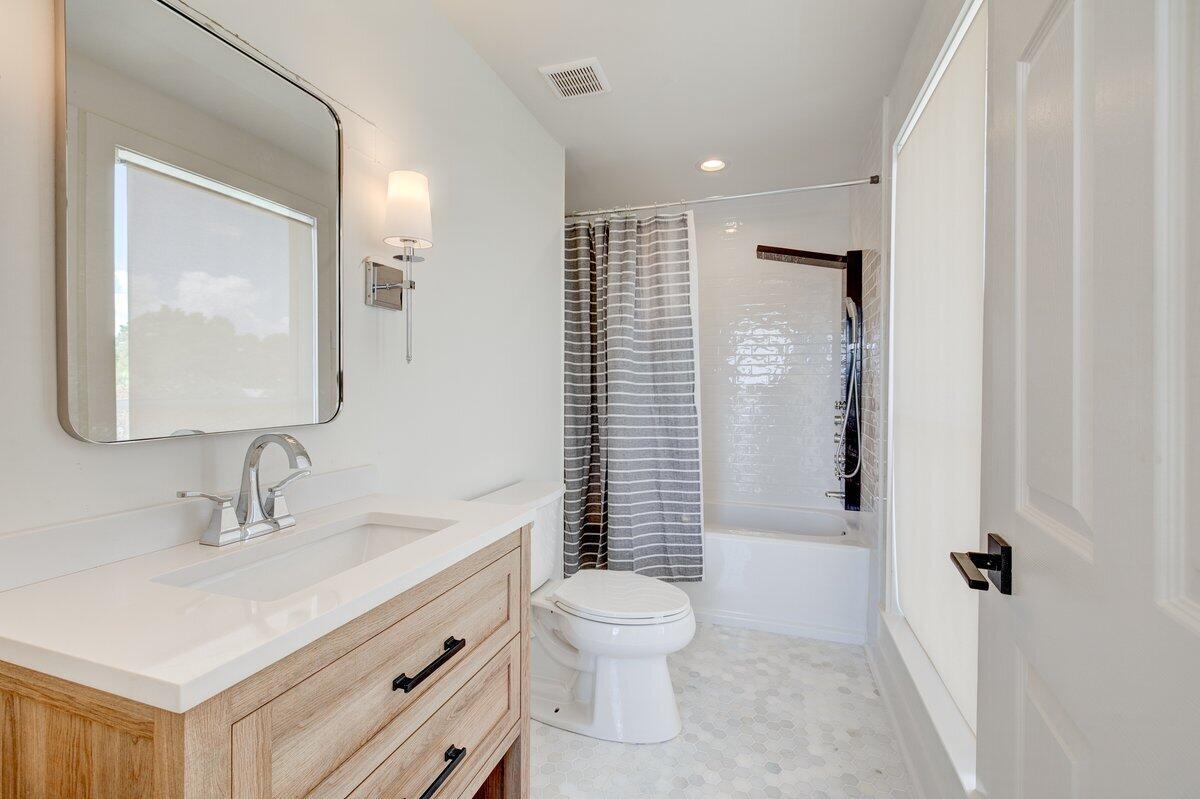 CRYSTAL LAKE AT SANDESTIN - Residential