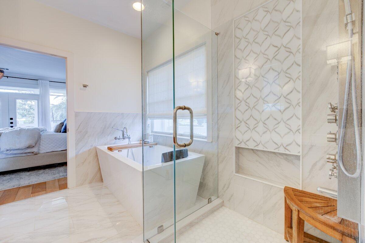 CRYSTAL LAKE AT SANDESTIN - Residential