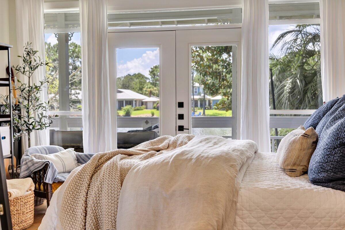 CRYSTAL LAKE AT SANDESTIN - Residential