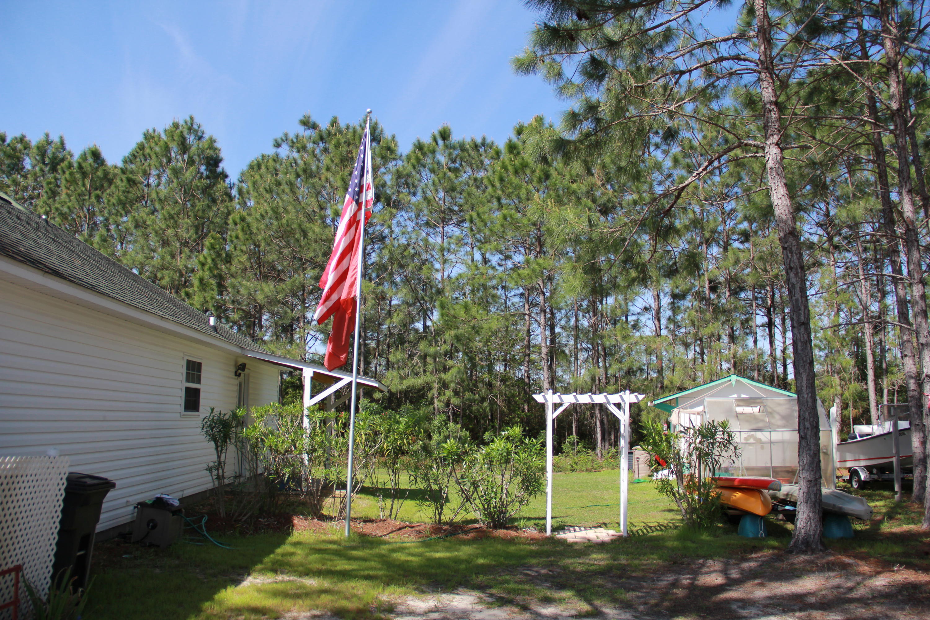 SHORTLINE ESTATES THE COTTAGES OF - Residential