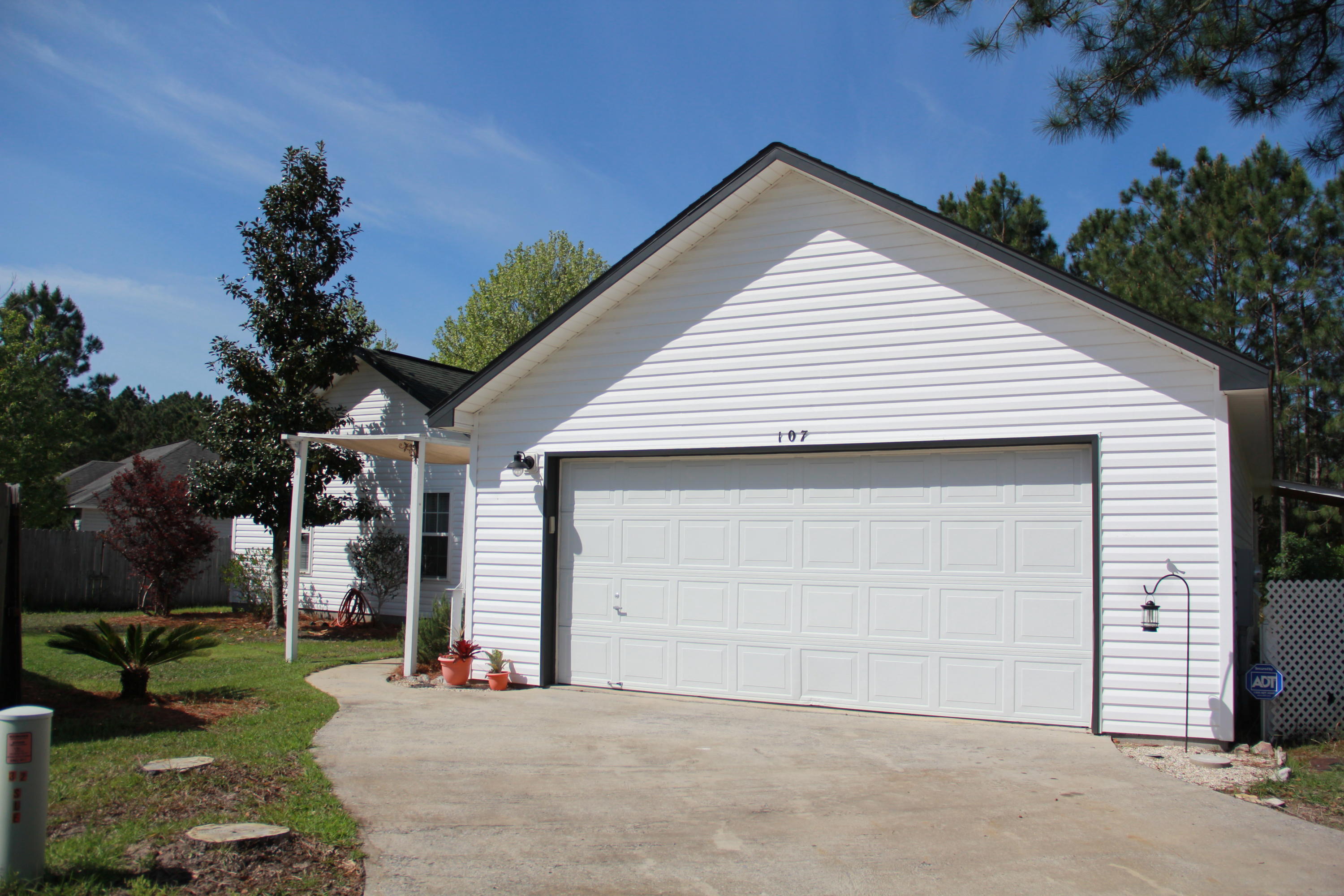 SHORTLINE ESTATES THE COTTAGES OF - Residential