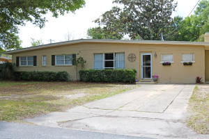 ELLIOTTS POINT 7TH ADDN - Residential