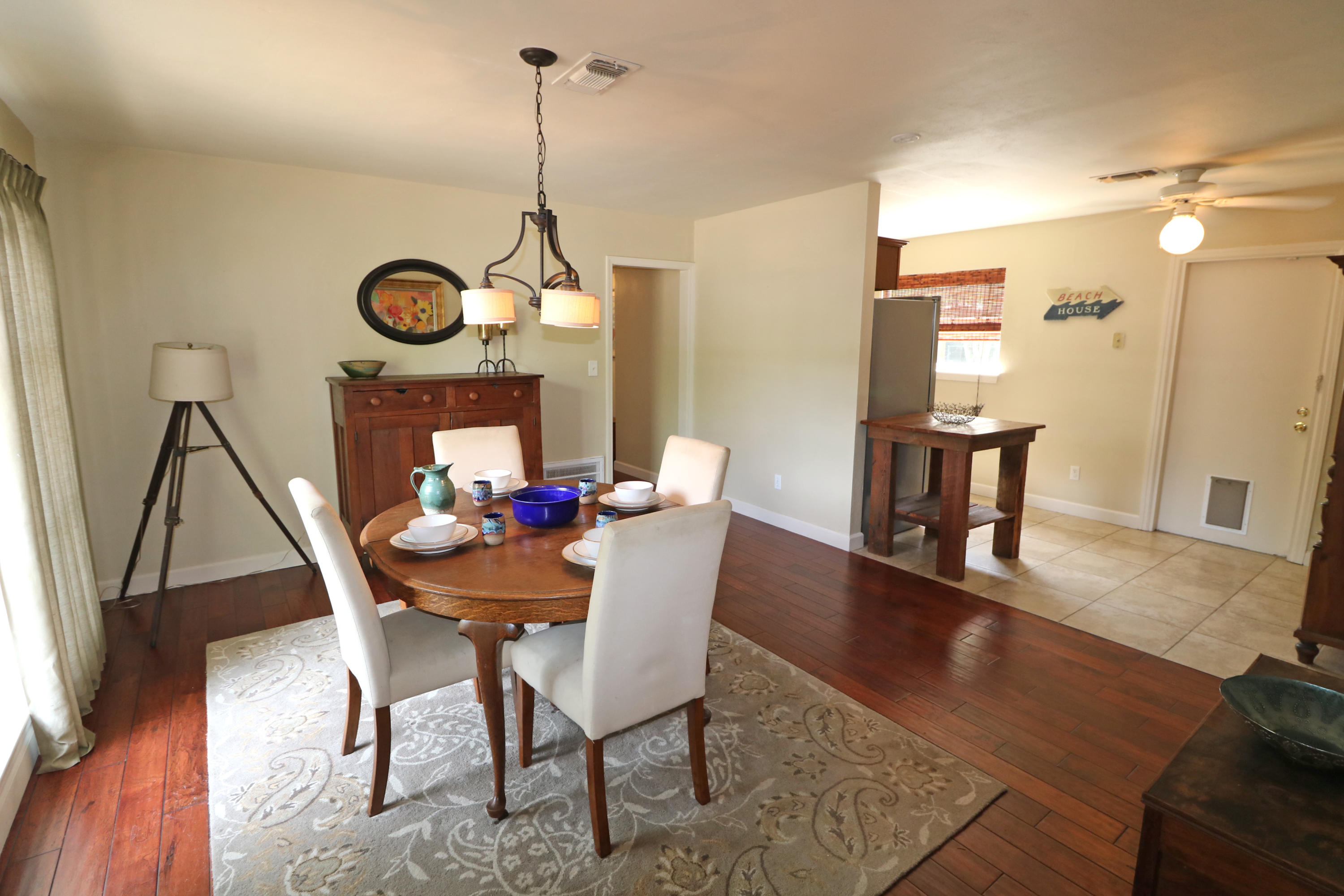 ELLIOTTS POINT 7TH ADDN - Residential