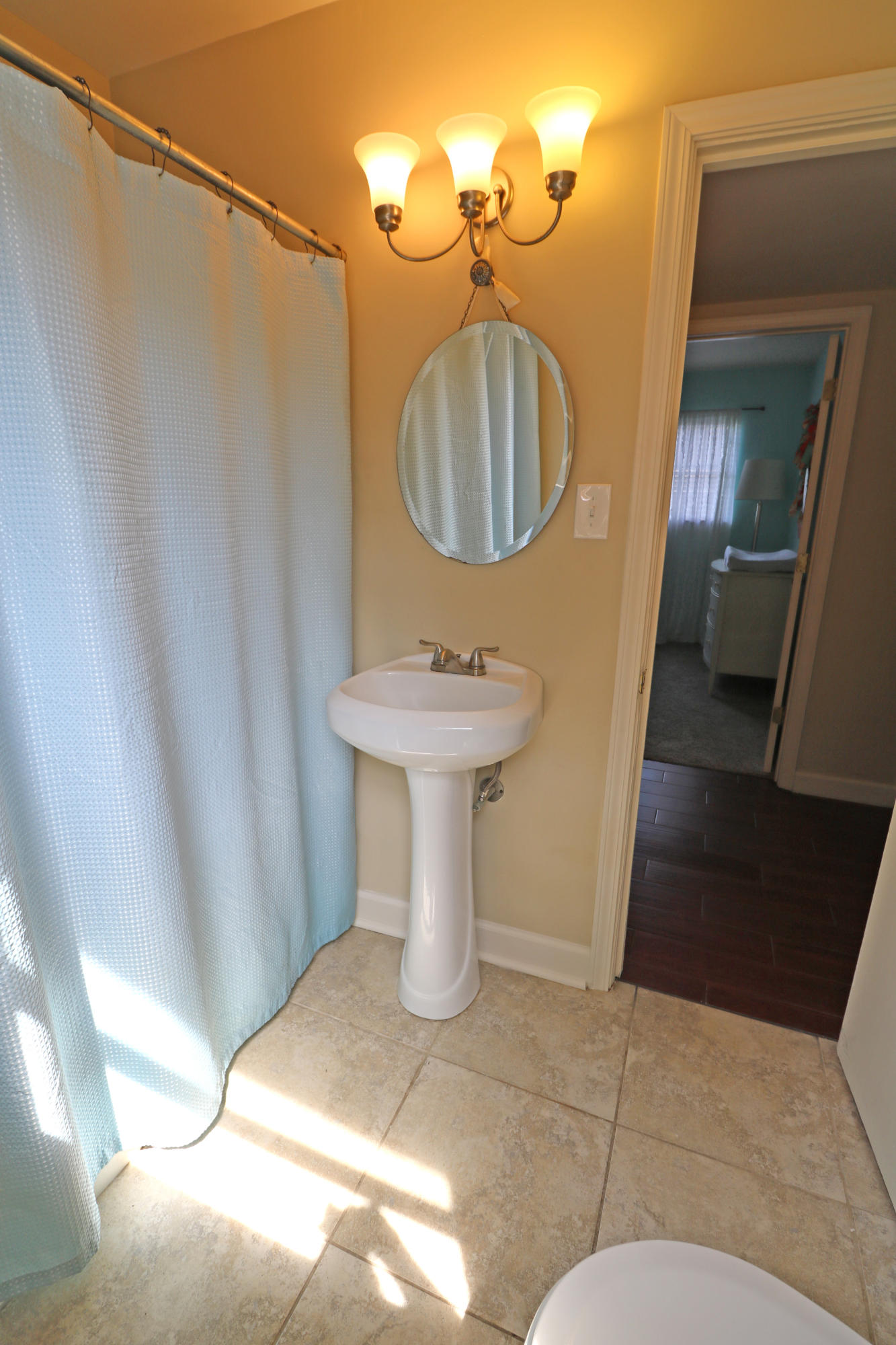 ELLIOTTS POINT 7TH ADDN - Residential