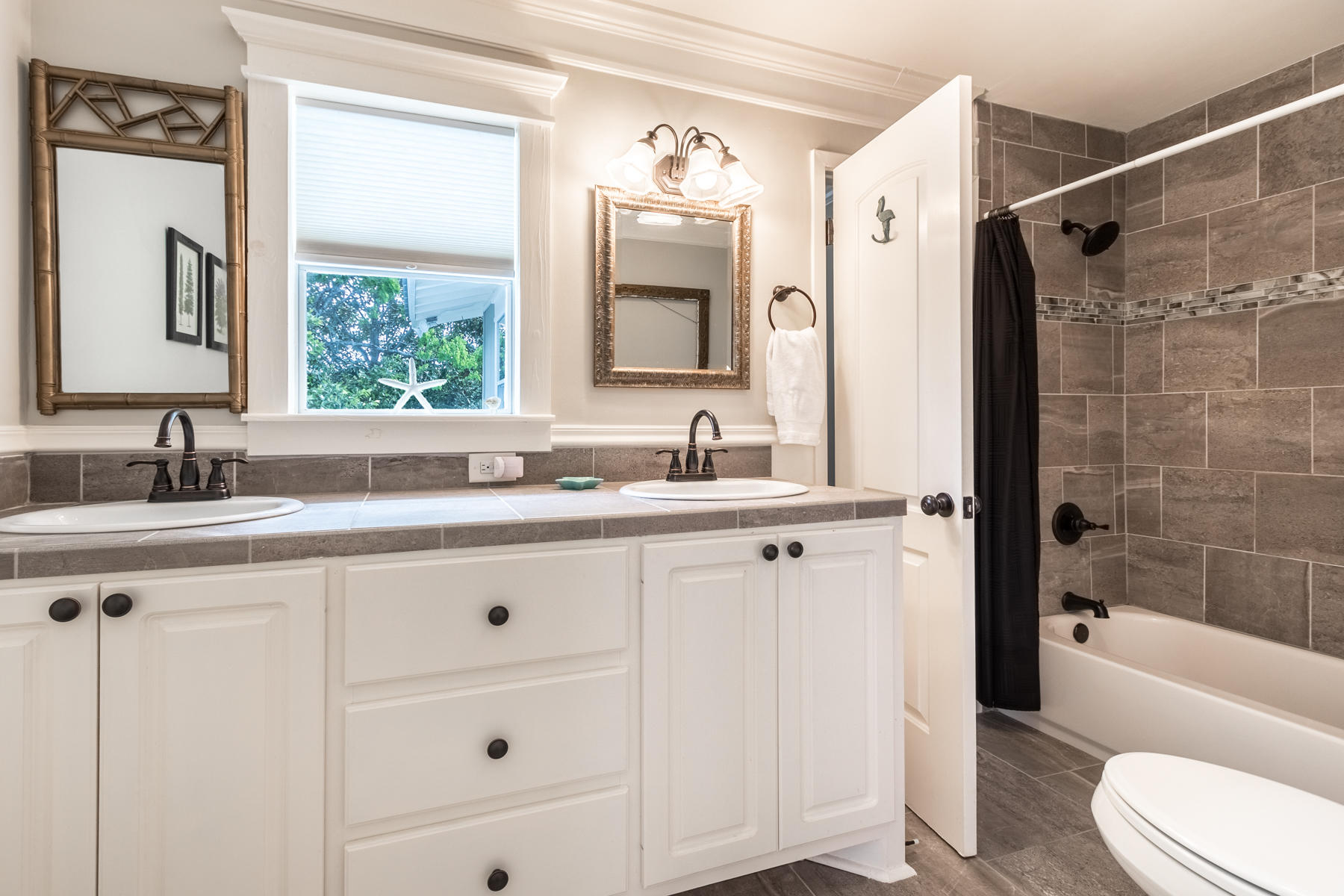 Beach Highlands 1st Addition - Residential