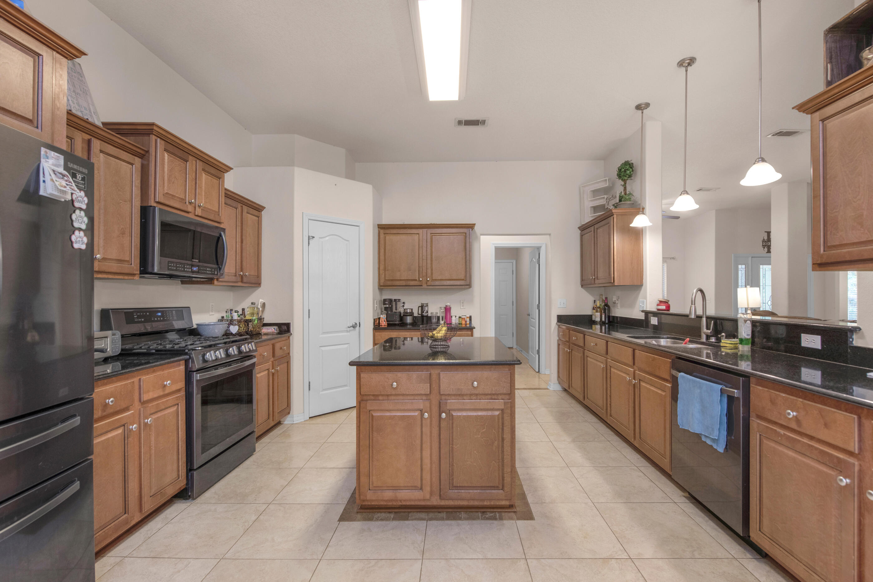 HOLLEY BY THE SEA - Residential