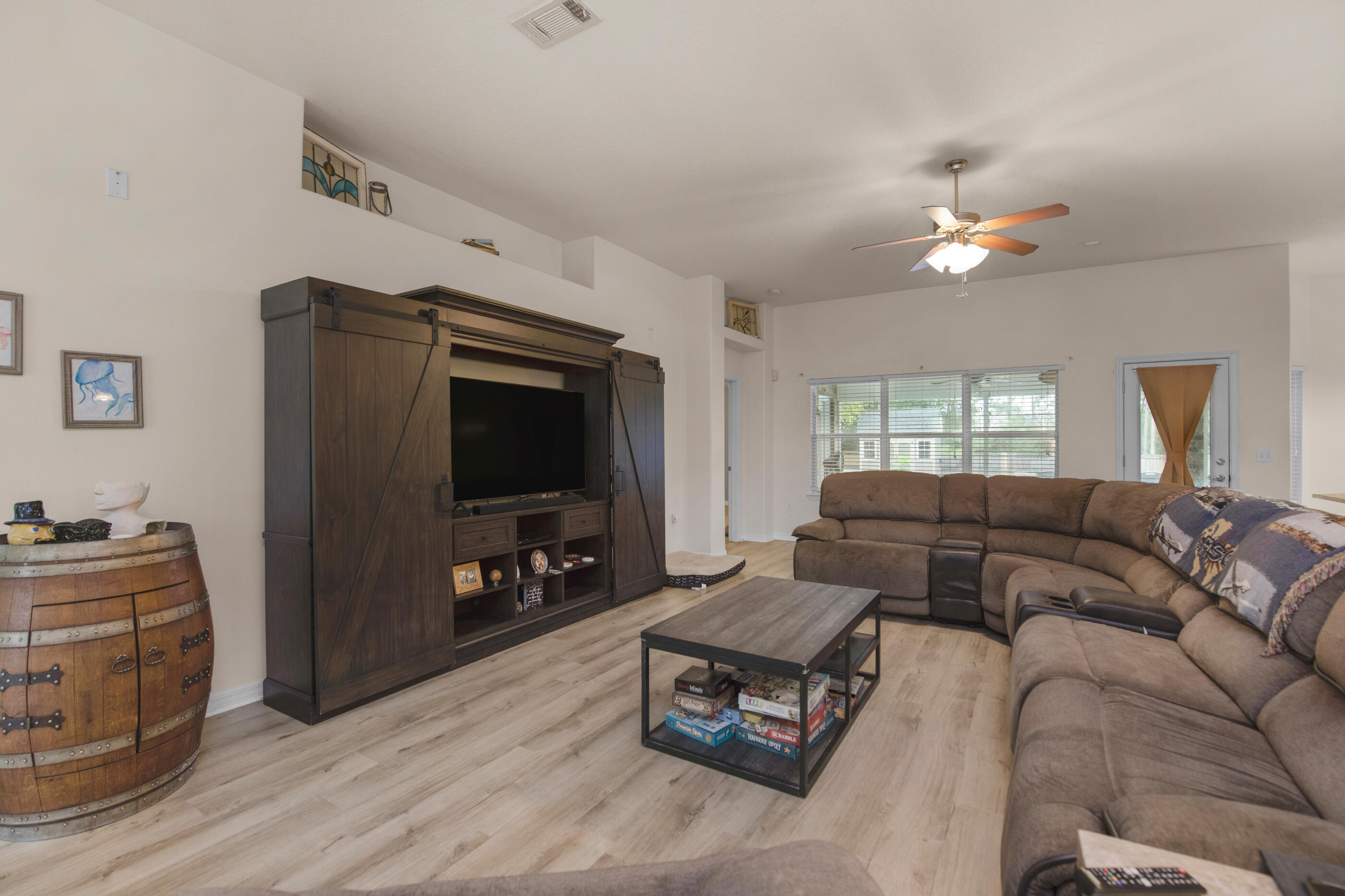 HOLLEY BY THE SEA - Residential