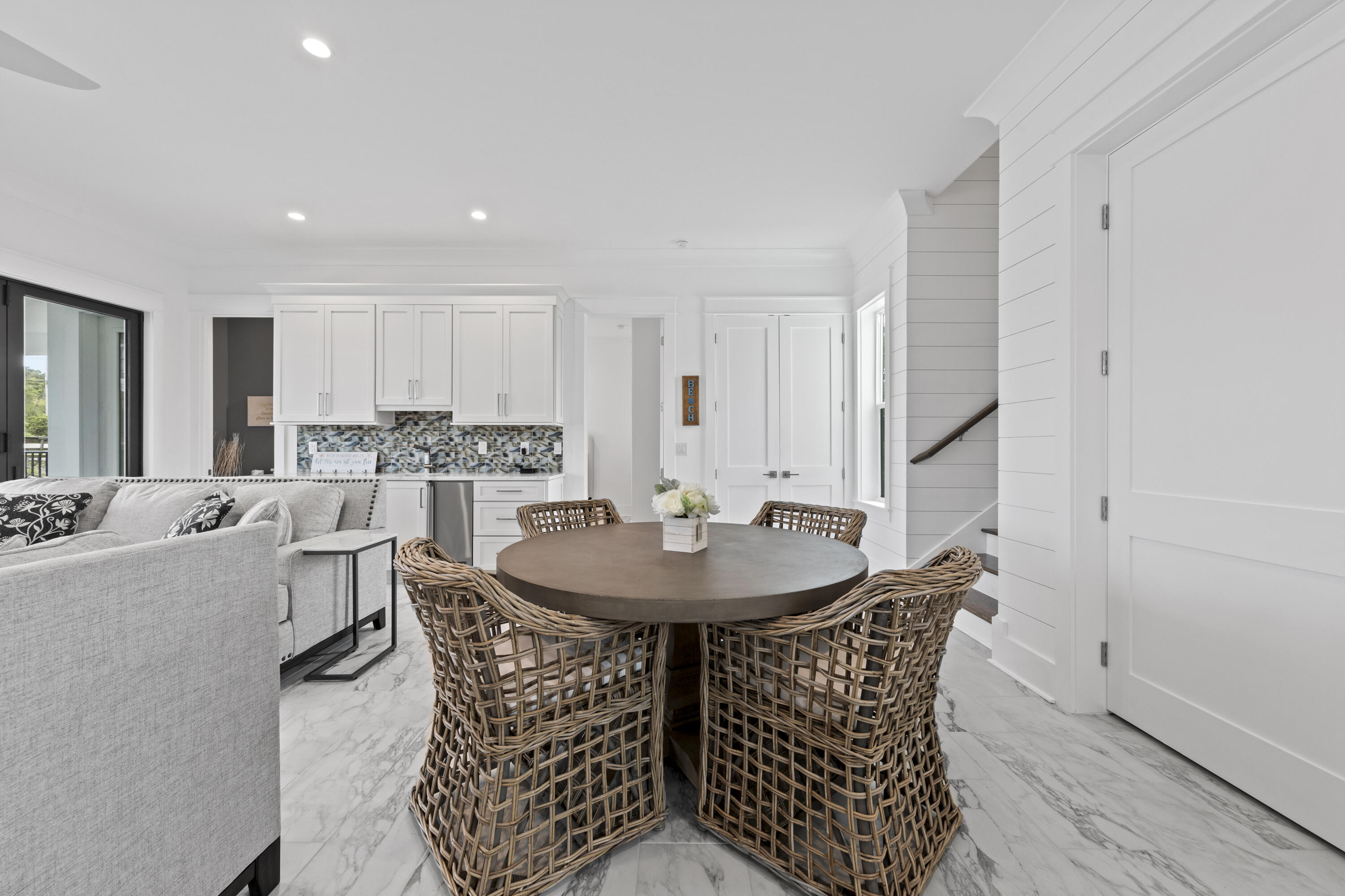 BEACH HIGHLAND 1ST ADD - Residential