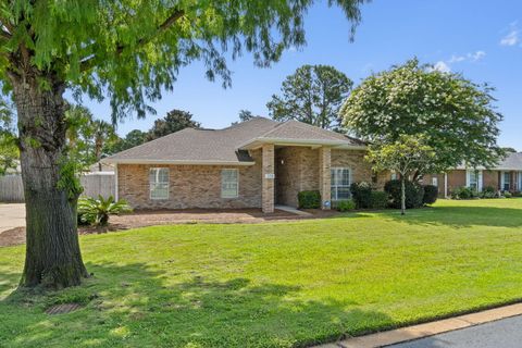 Photo of 374 S Shore Drive, Miramar Beach, FL 32550 (MLS # 987835)