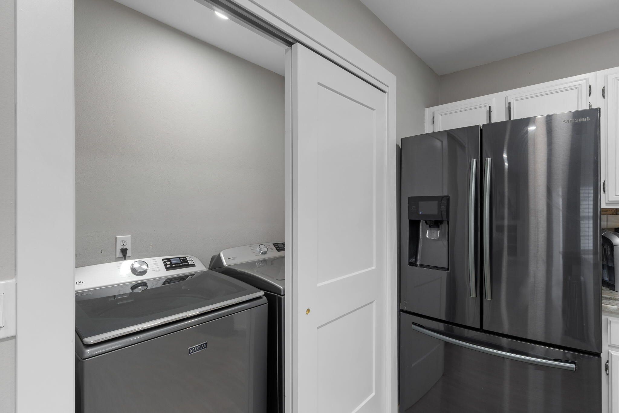 BAYSIDE - Residential Lease