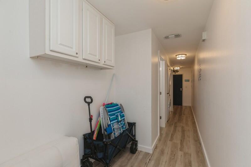 PALM COURT YACHT CLUB - Residential