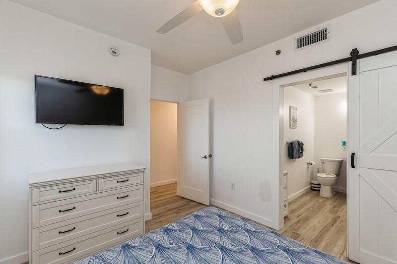 PALM COURT YACHT CLUB - Residential