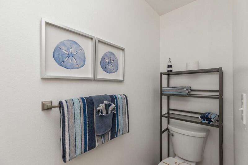 PALM COURT YACHT CLUB - Residential