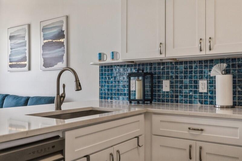 PALM COURT YACHT CLUB - Residential