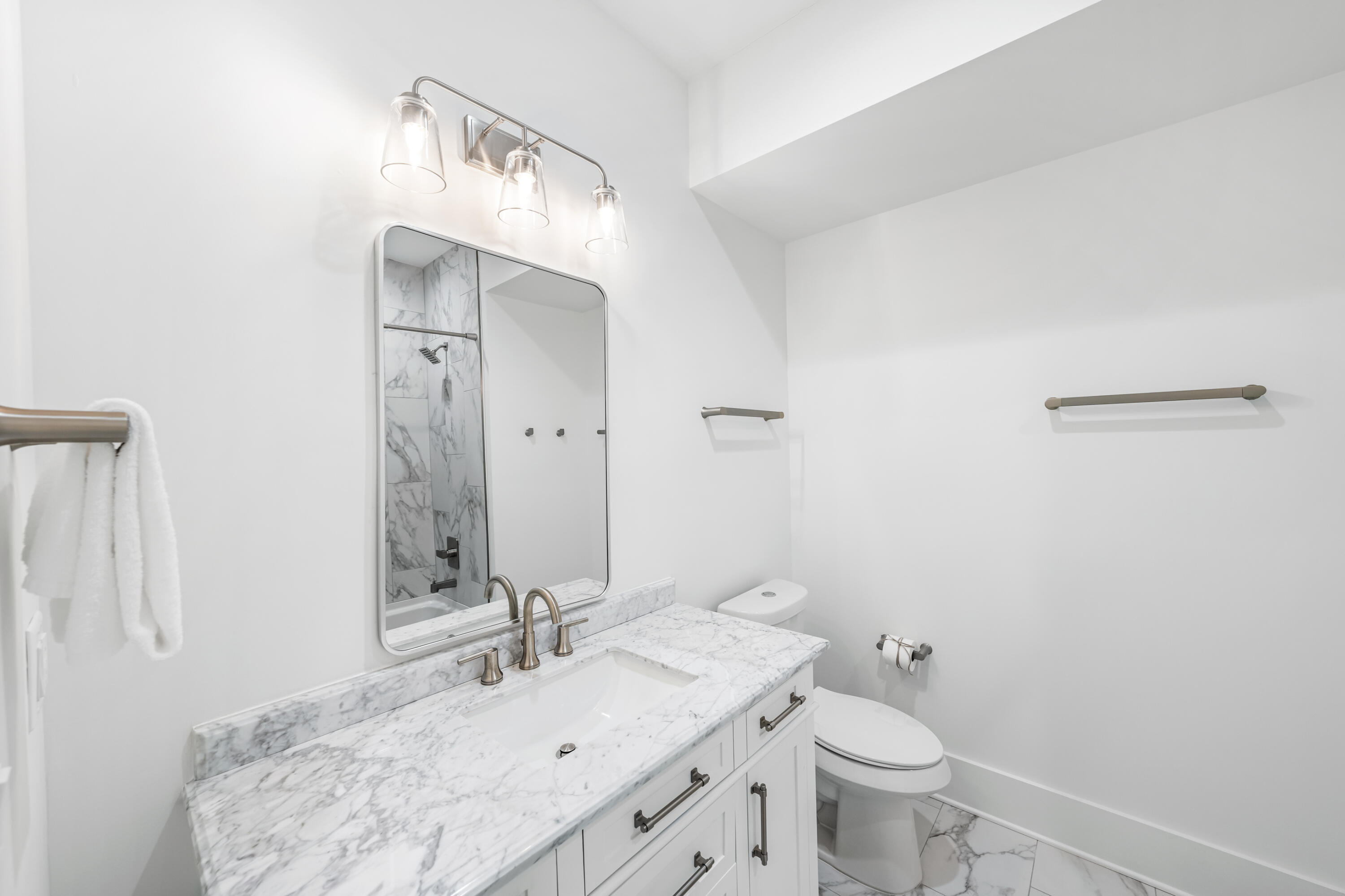 EASTERN LAKE S/D - Residential