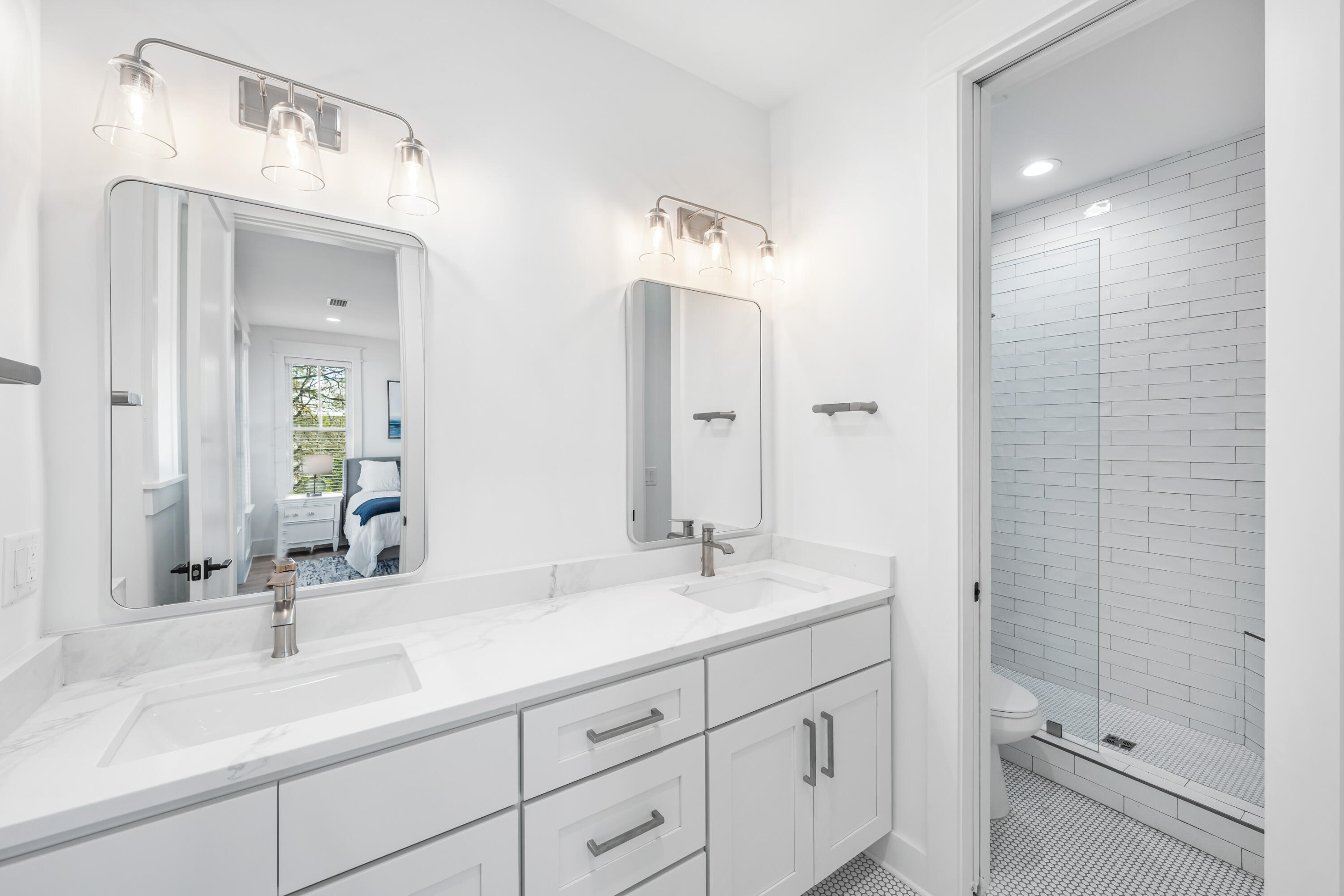 EASTERN LAKE S/D - Residential