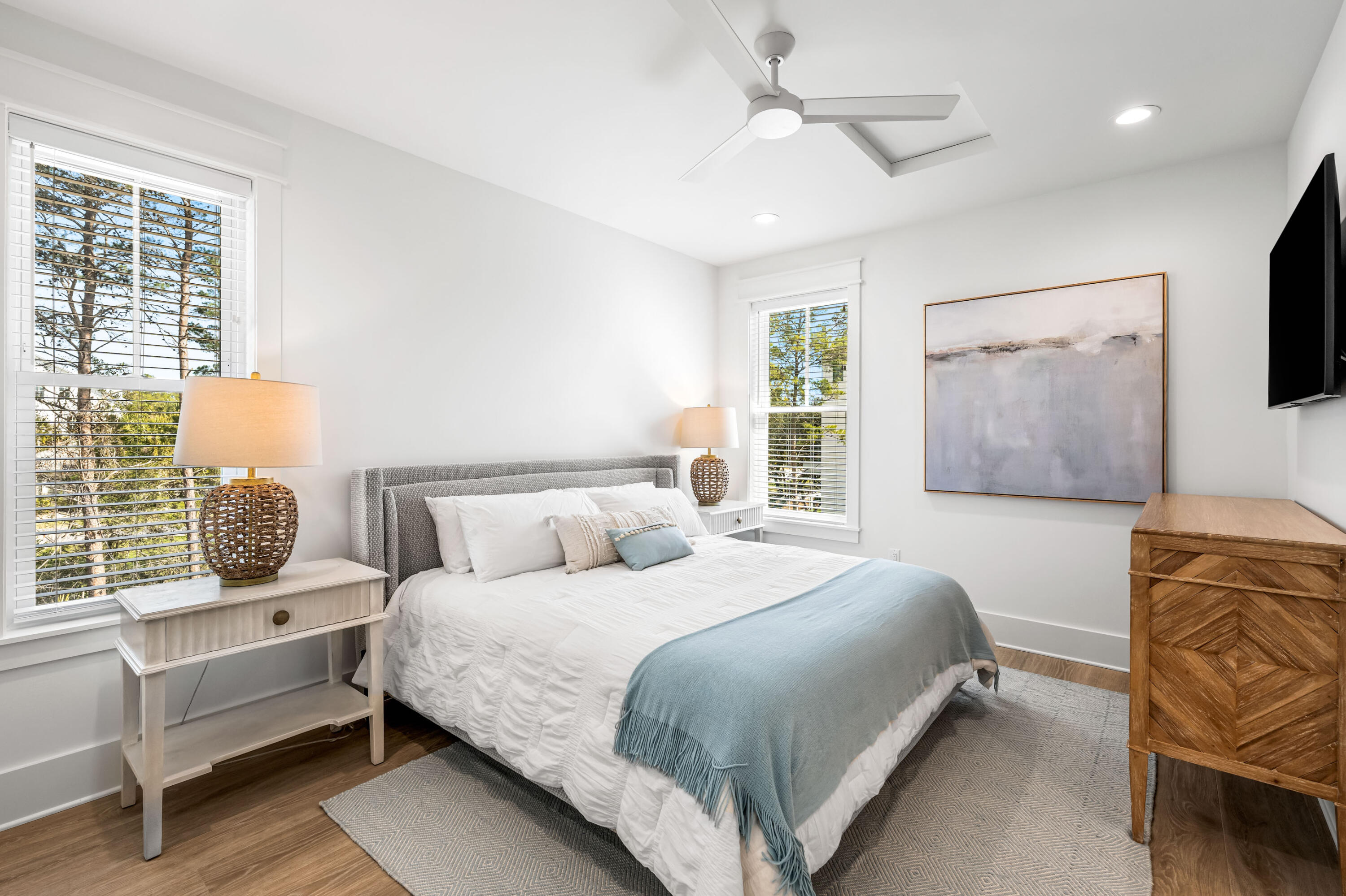 EASTERN LAKE S/D - Residential
