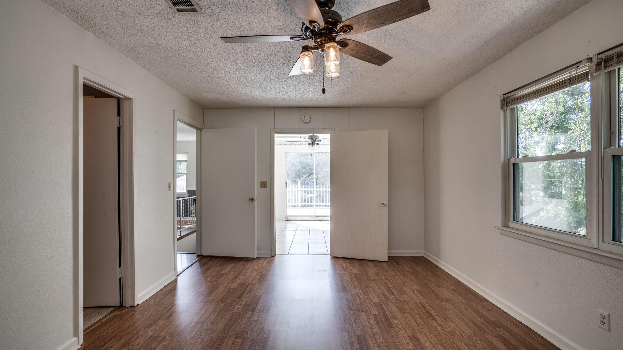 EDGEWATER VILLAGE - Residential