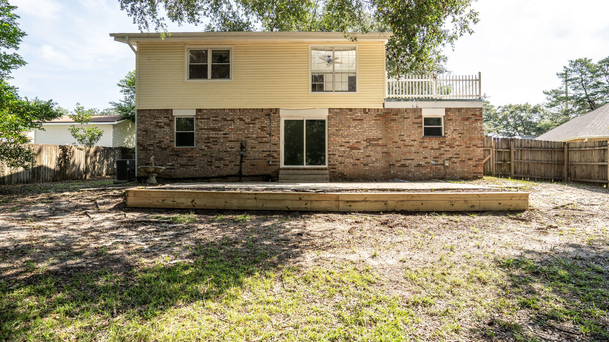 EDGEWATER VILLAGE - Residential