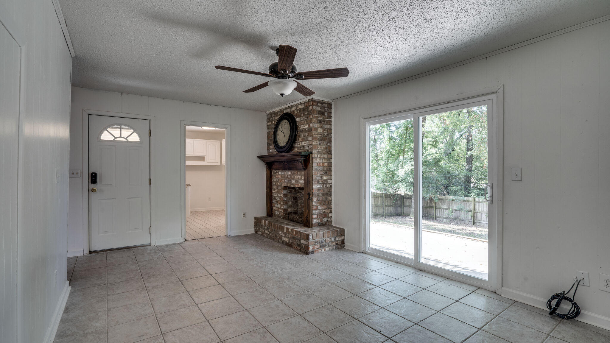 EDGEWATER VILLAGE - Residential