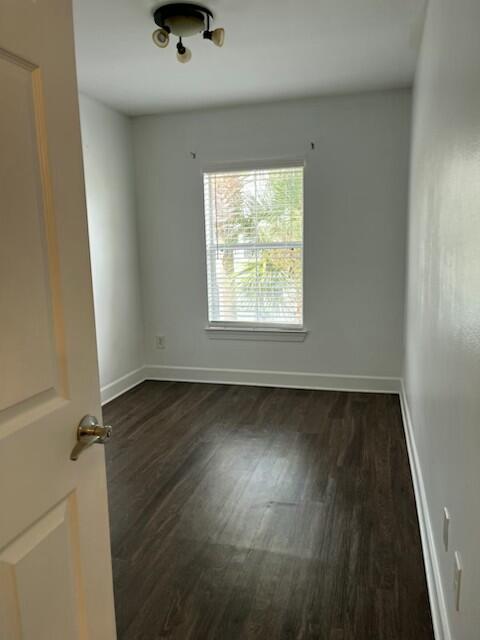 EAGLE BAY - Residential Lease