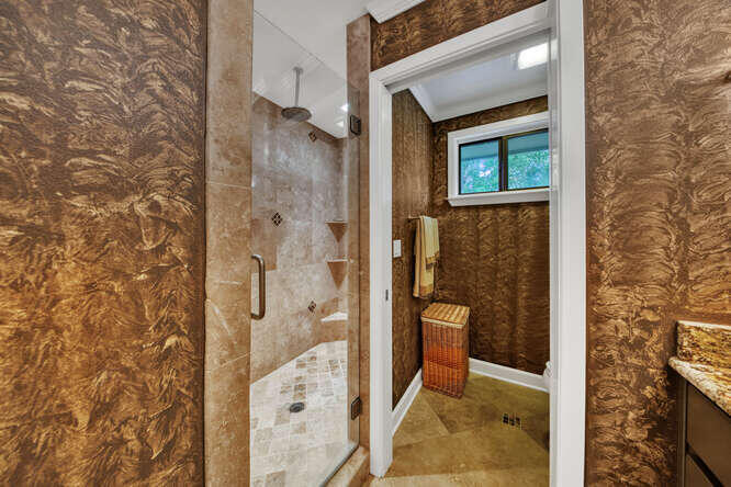 LINKSIDE VILLAGE UNIT 1 - Residential