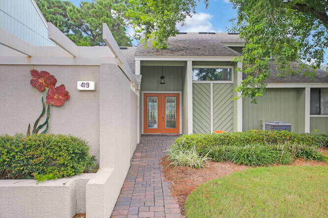 LINKSIDE VILLAGE UNIT 1 - Residential