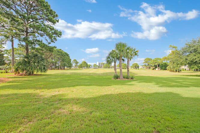 LINKSIDE VILLAGE UNIT 1 - Residential