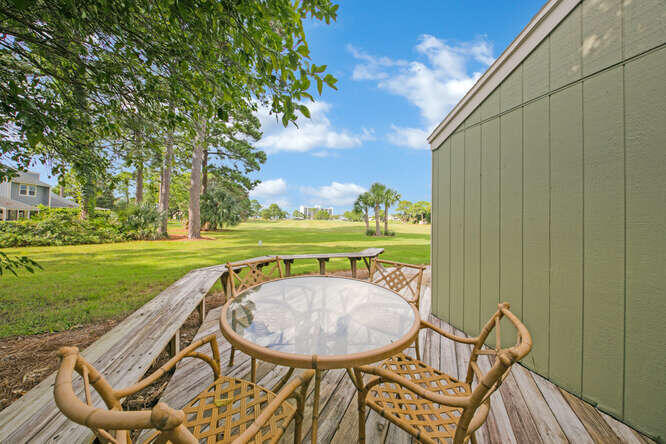 LINKSIDE VILLAGE UNIT 1 - Residential