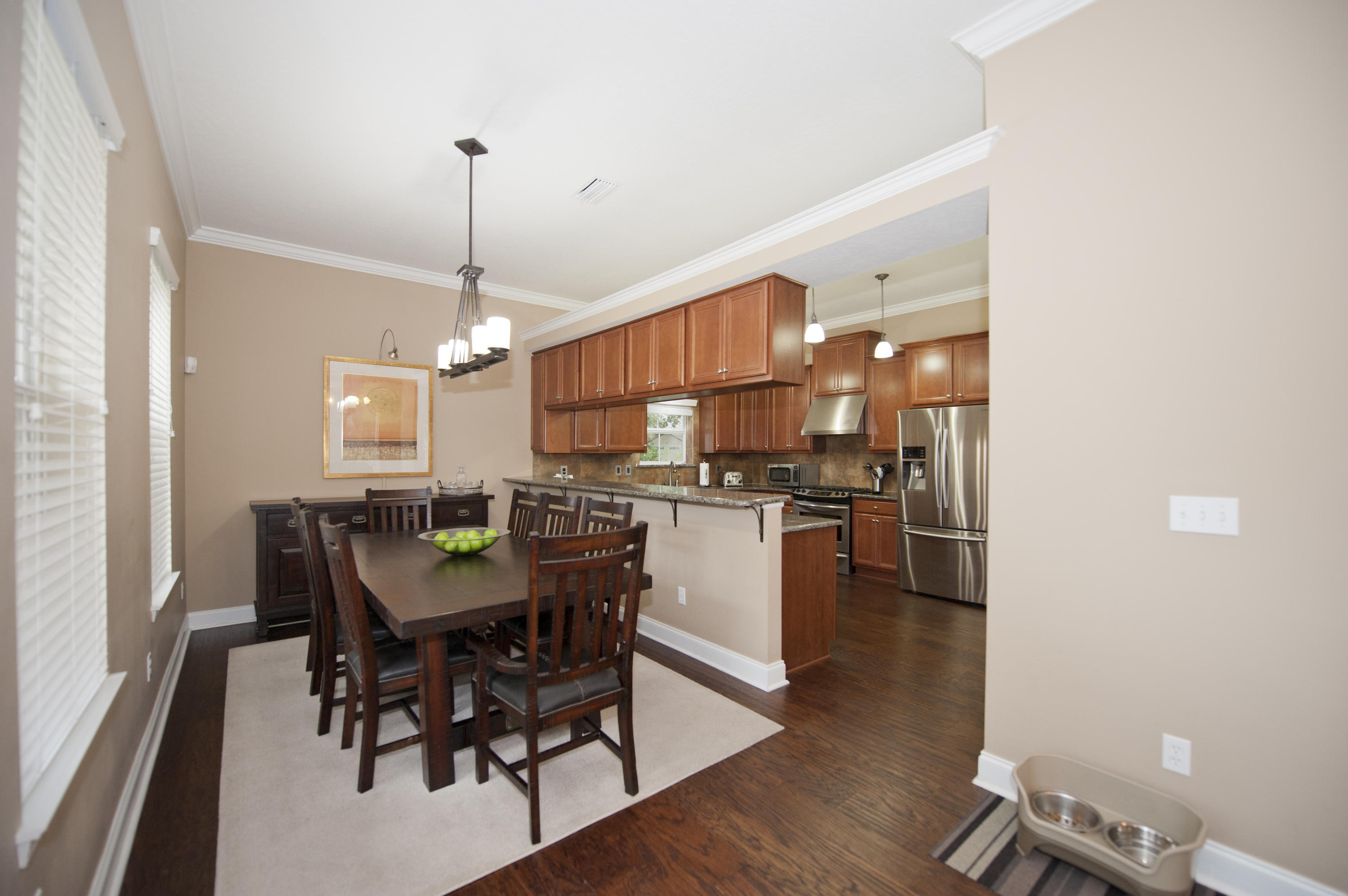 ELLIOTTS POINT - Residential