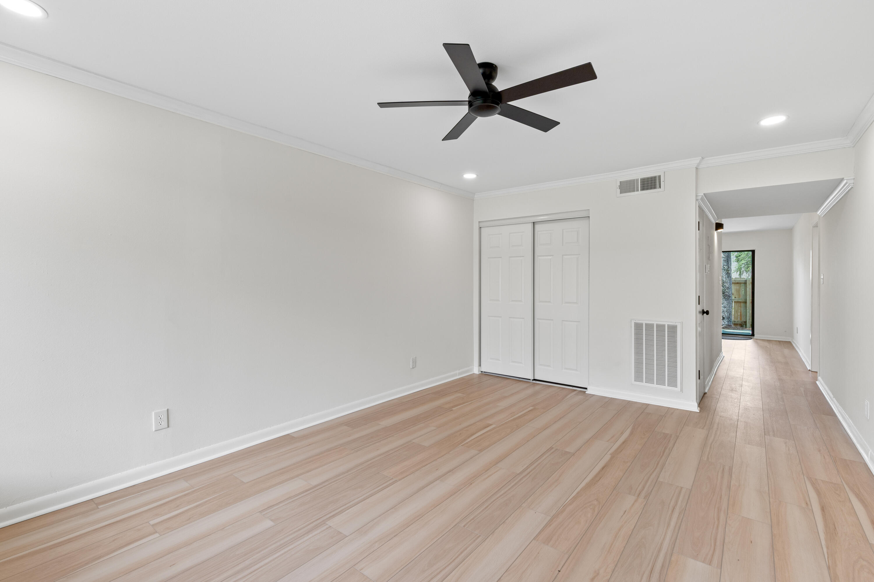 PIER ONE CONDO - Residential