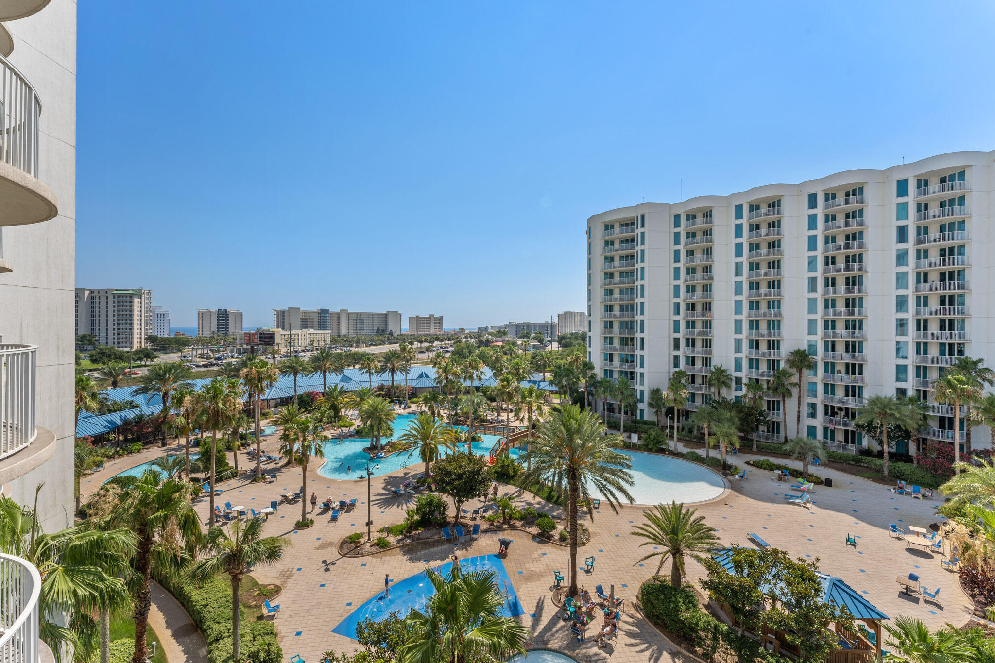 THE PALMS OF DESTIN - Residential