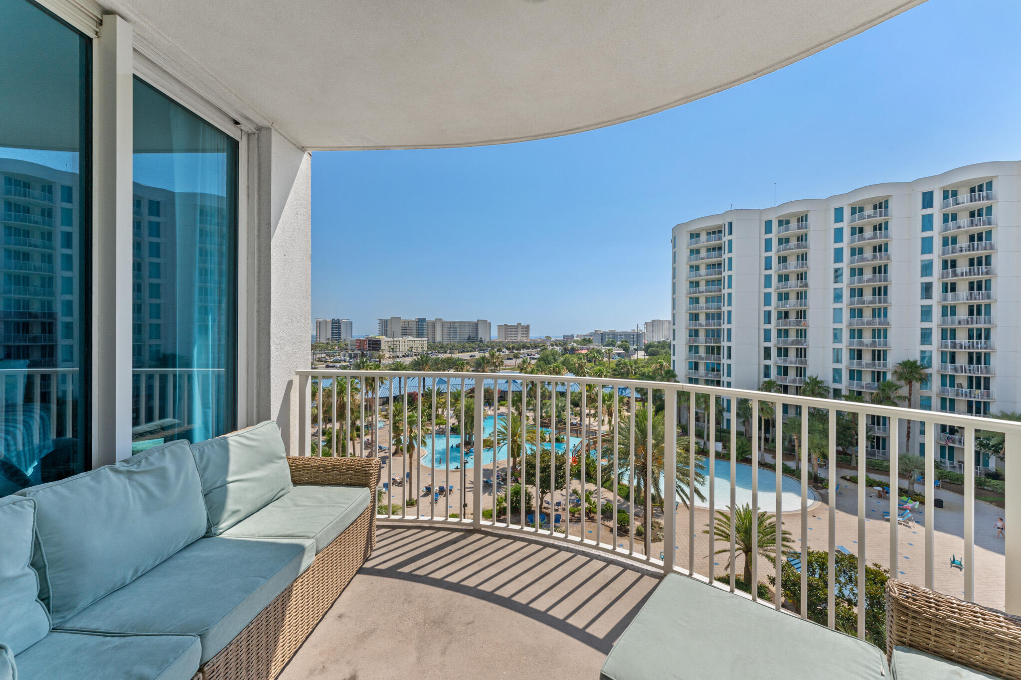 THE PALMS OF DESTIN - Residential