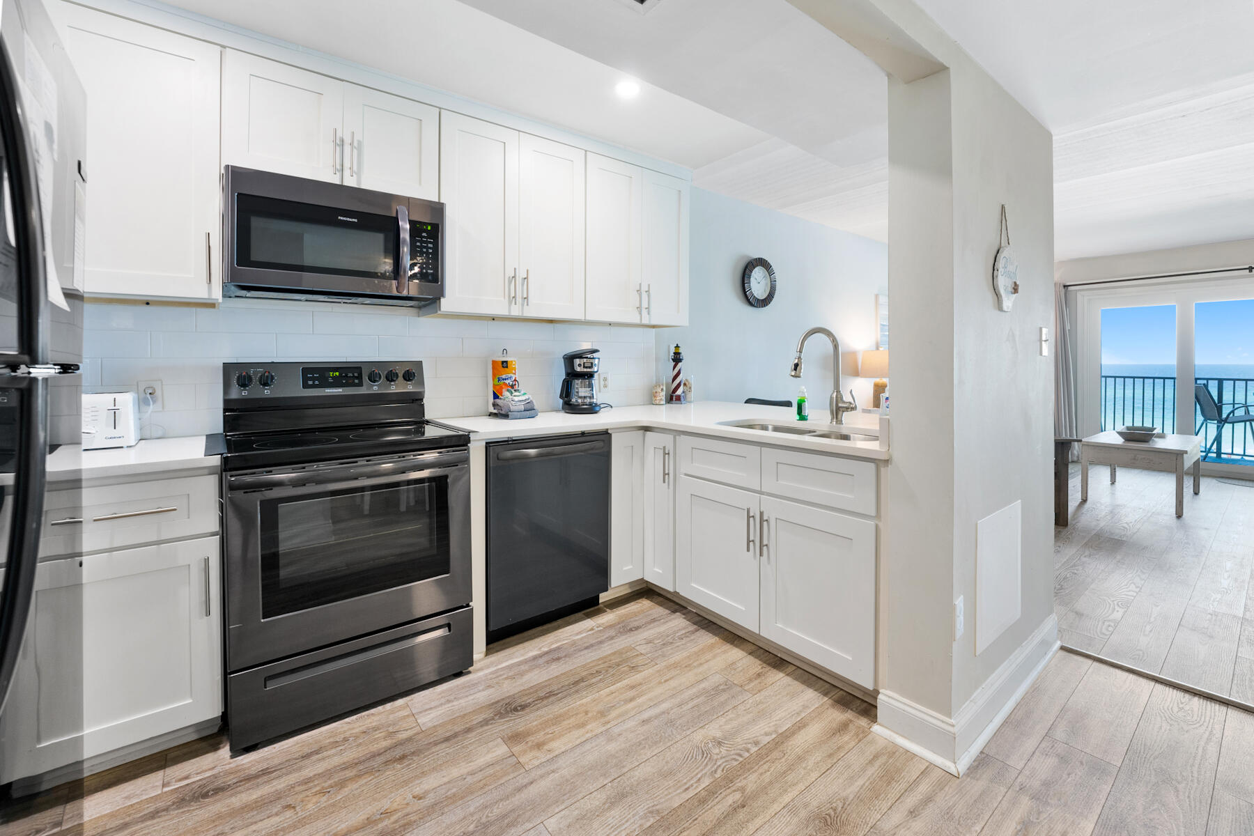 MARINER EAST CONDO - Residential