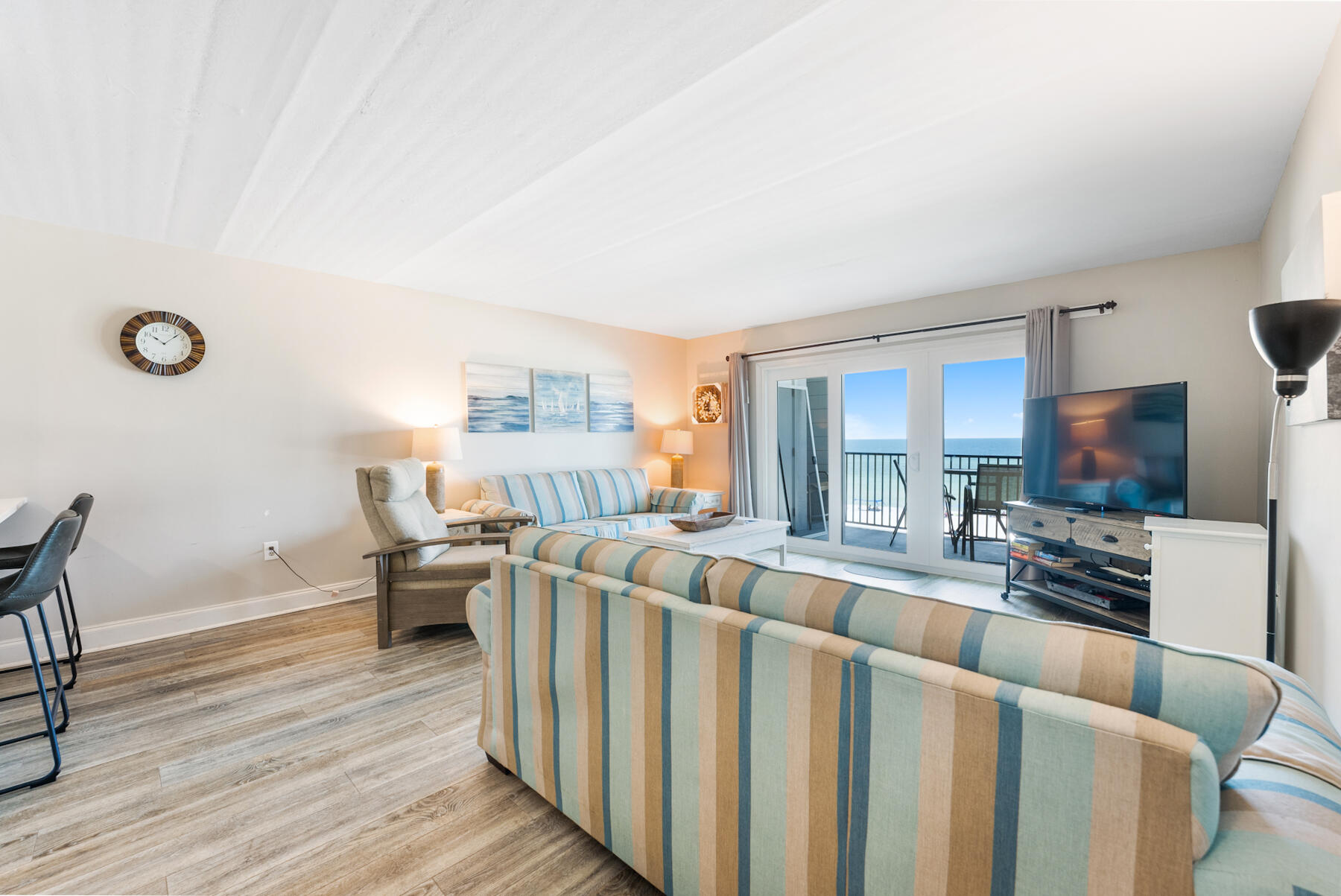 MARINER EAST CONDO - Residential