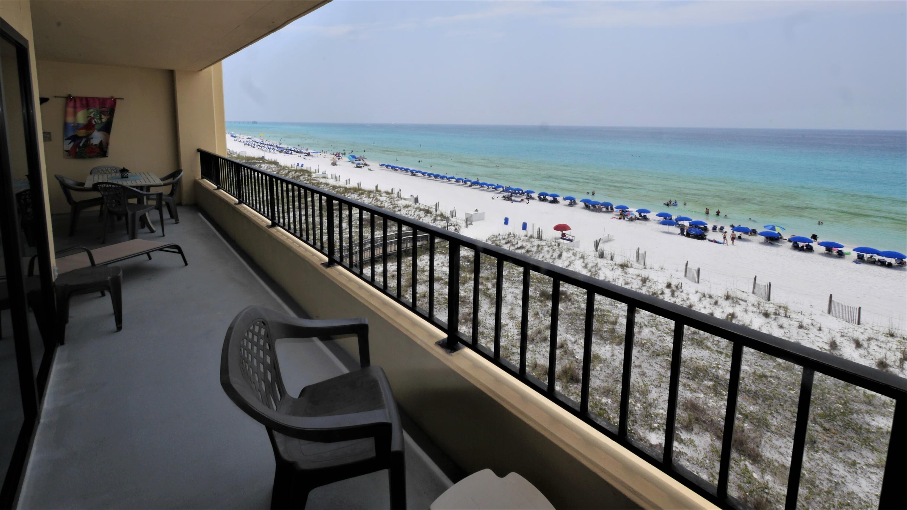 SURF DWELLER CONDO - Residential