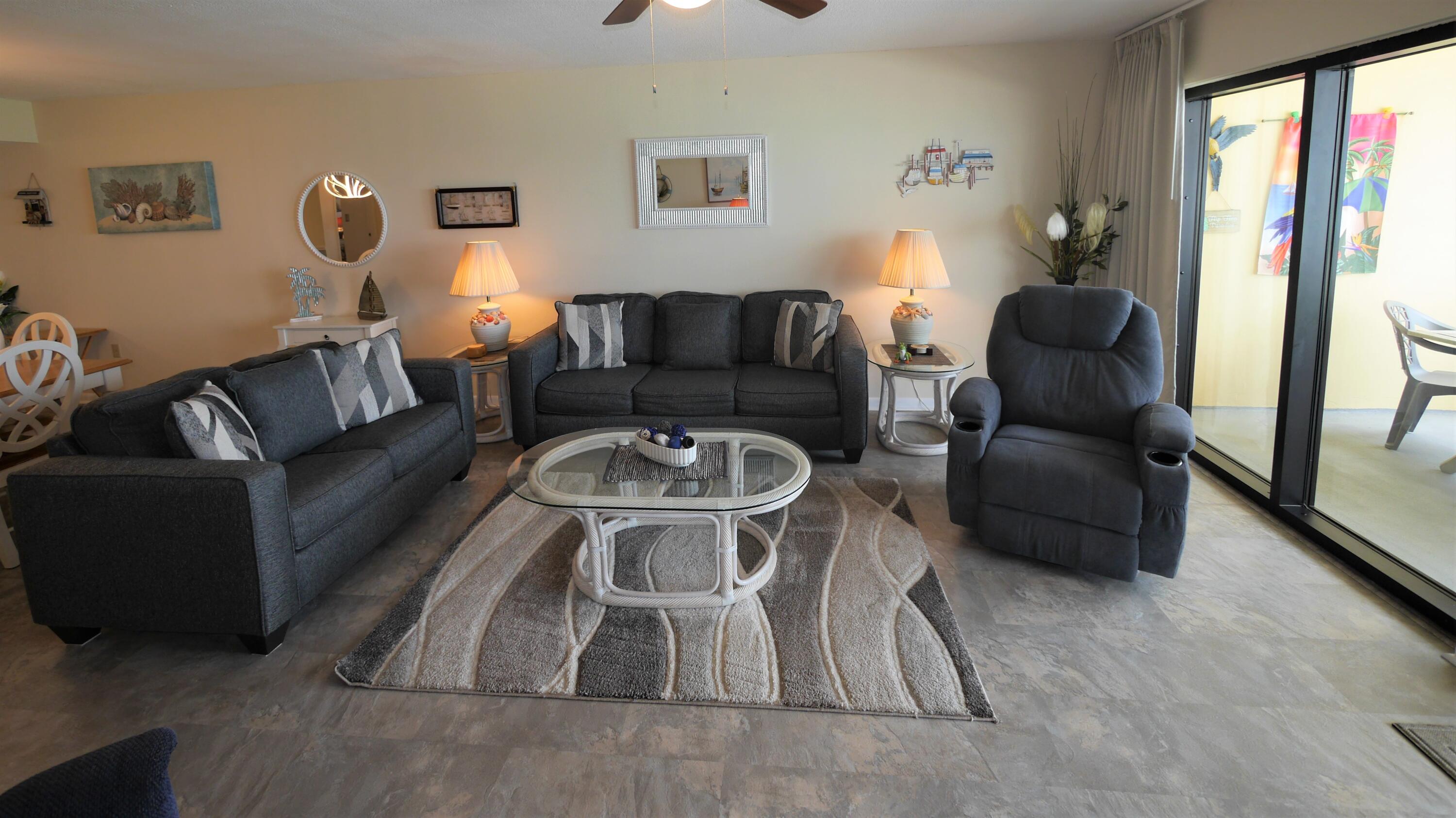 SURF DWELLER CONDO - Residential