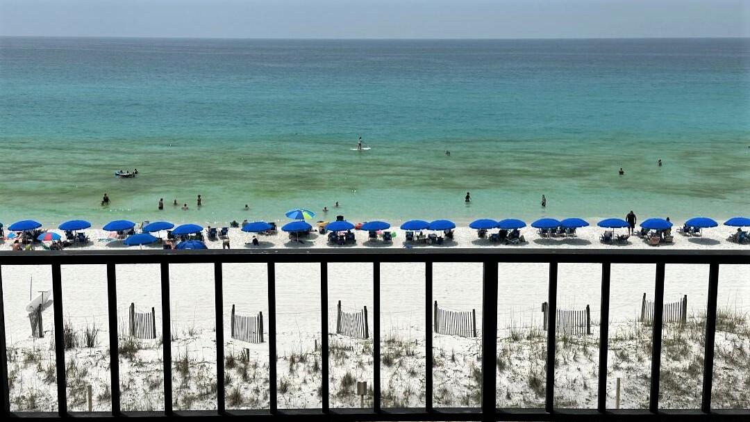 SURF DWELLER CONDO - Residential