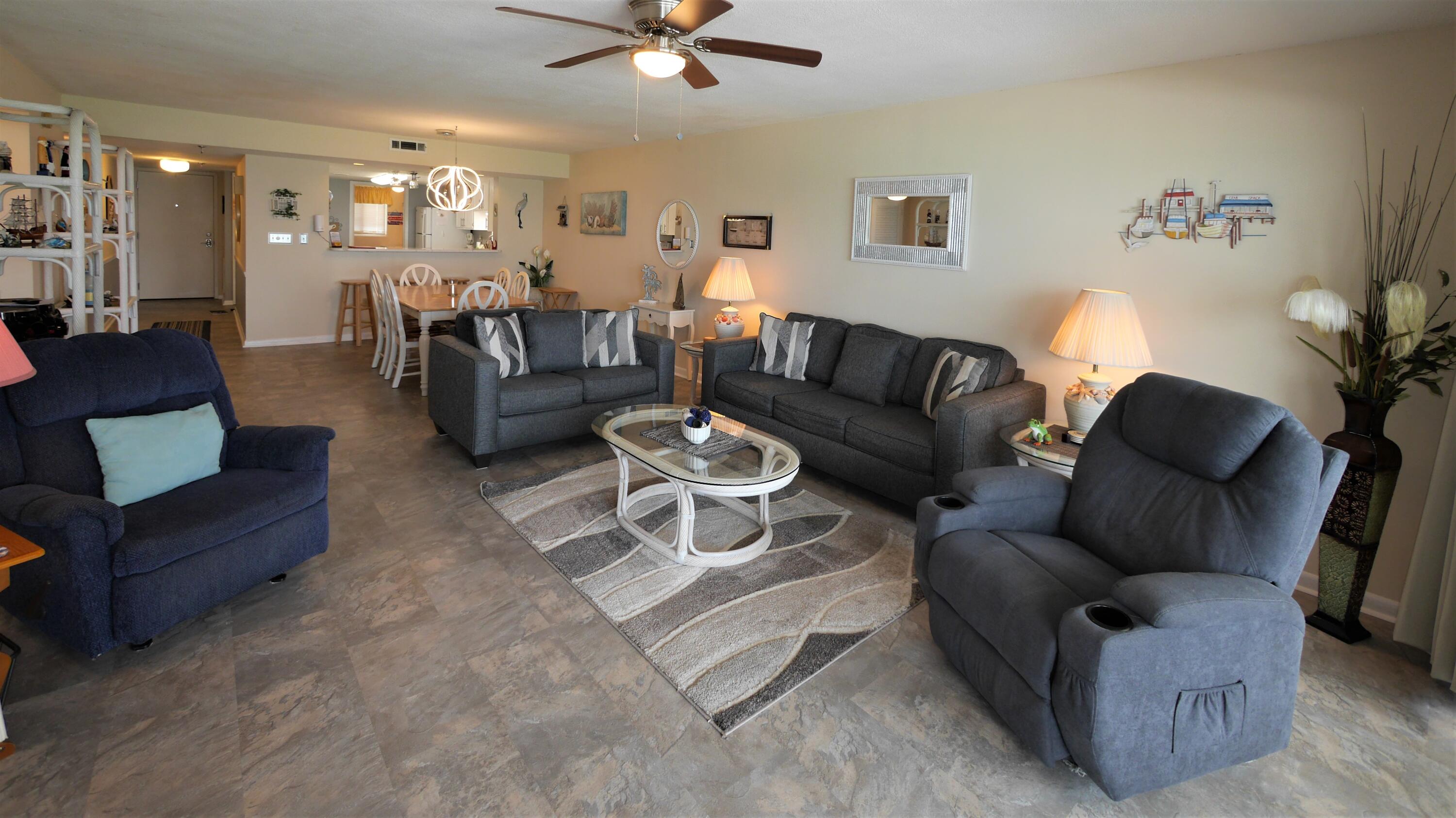 SURF DWELLER CONDO - Residential