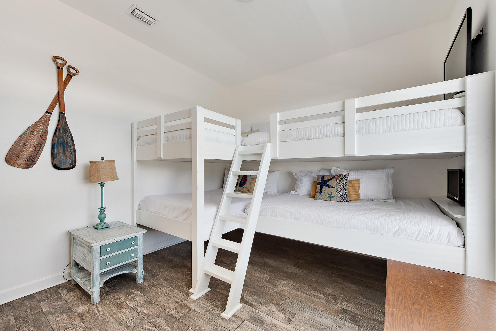 BEACH HIGHLAND 1ST ADD - Residential