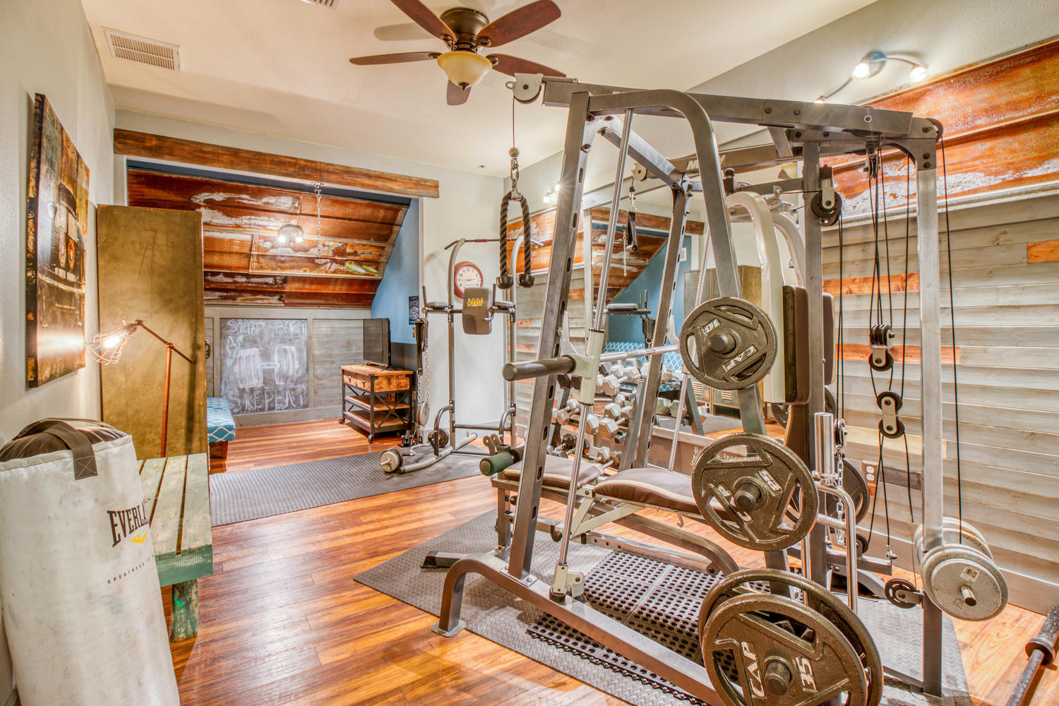 ADAMS POWELL - Residential