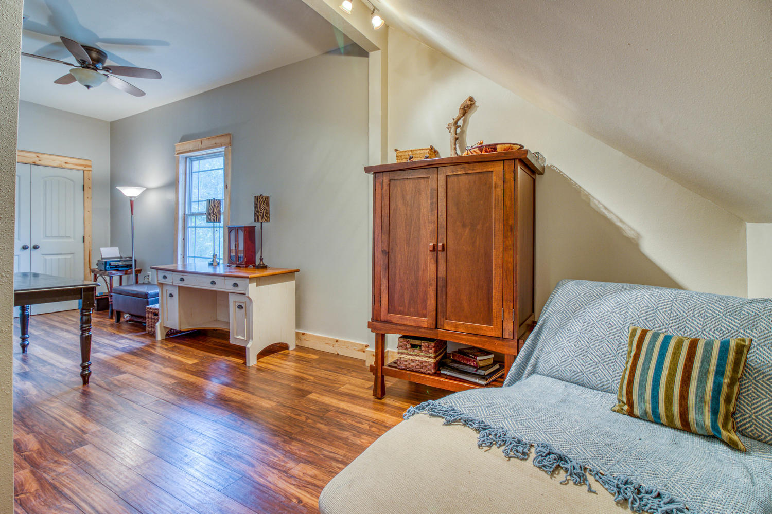 ADAMS POWELL - Residential